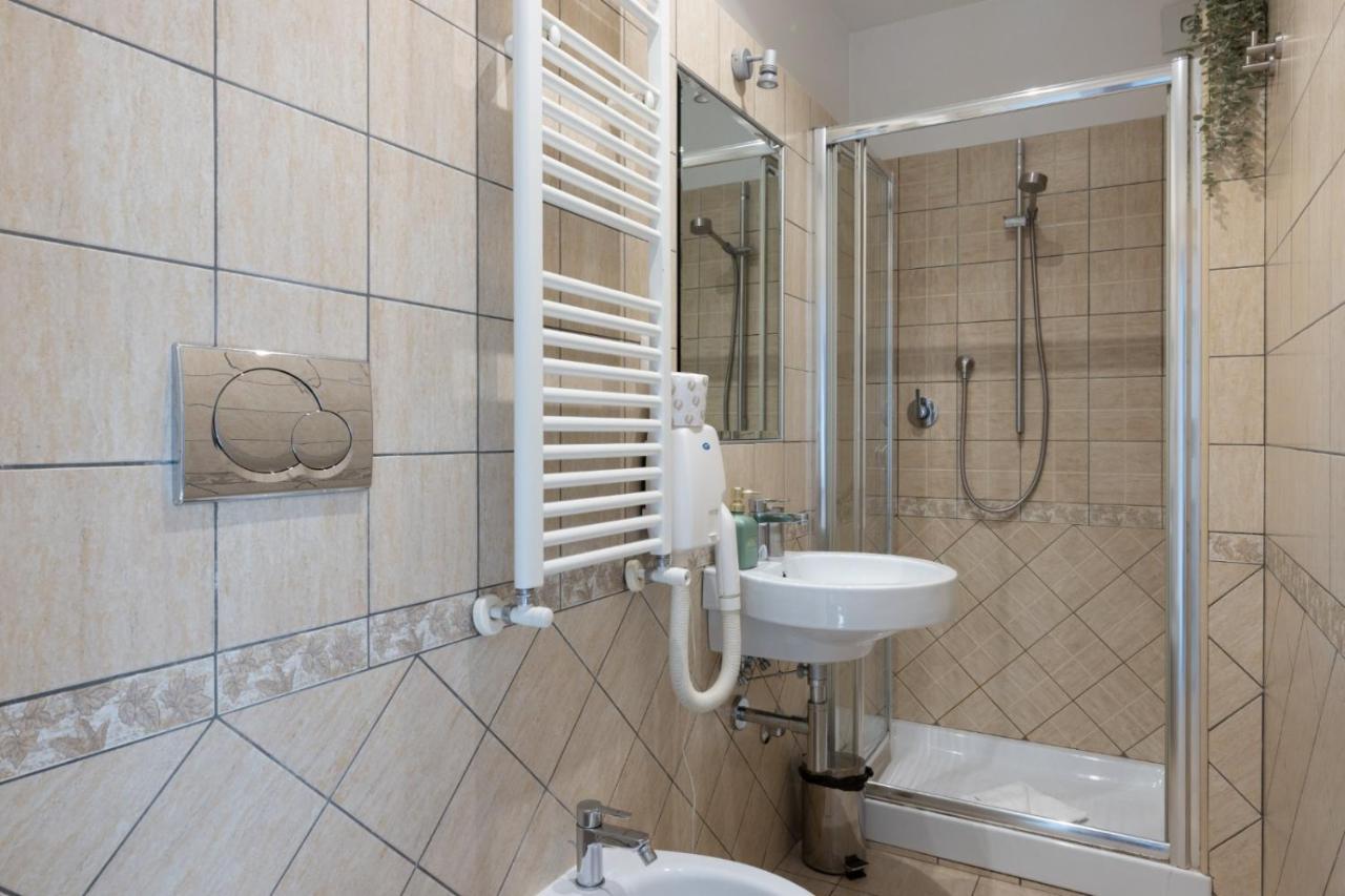 San Pietro 5 Stelle Prestigious * Rom